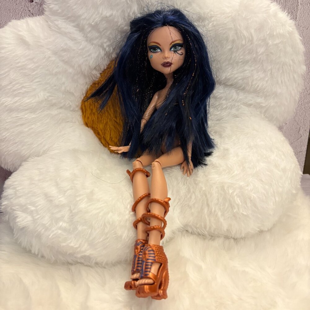 Monster High Cleo de Nile Boo York Fashion Doll Nude w/ Shoes 2008 (SKU: 326TO)